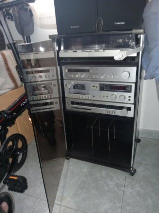 Equipo de Sonido Technics con Mueble