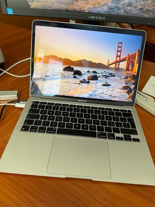 MacBook Air M1 8GB RAM 256GB SSD
