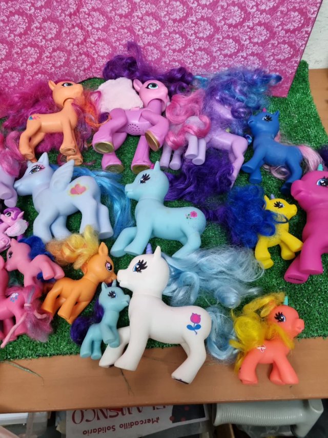 Lote de 22 figuras My Little Pony