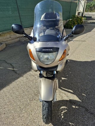 Honda Touring Moto Dorado/Plateado