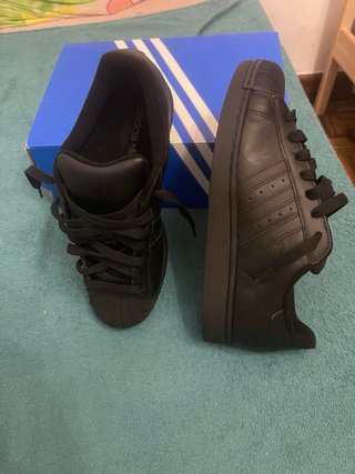 Adidas superstar