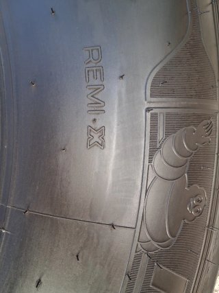 Neumáticos 385/65 R22.5