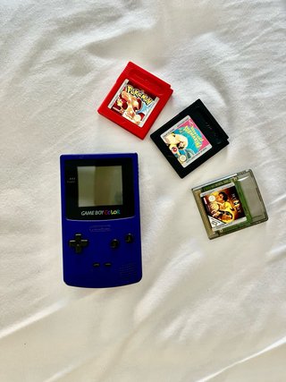 Nintendo Game Boy Color morada + 3 Juegos