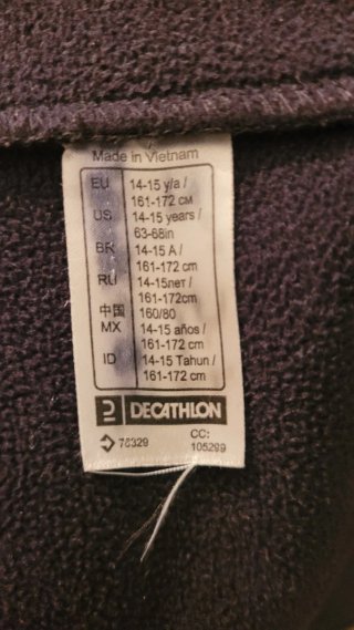 Chaqueta Quechua gris y roja
