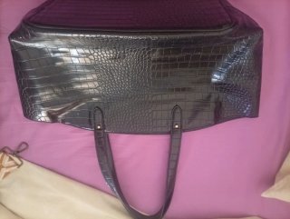 Bolso Negro con Textura