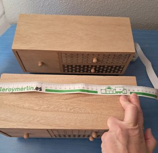 Cajoneras de madera con 3 cajones c/u