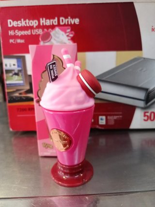 Perfume Nuevo Rosa y Rojo de Francia