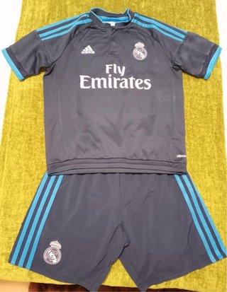 EQUIPACIÓN REAL MADRID 2015-2016 NIÑO ORIGINAL