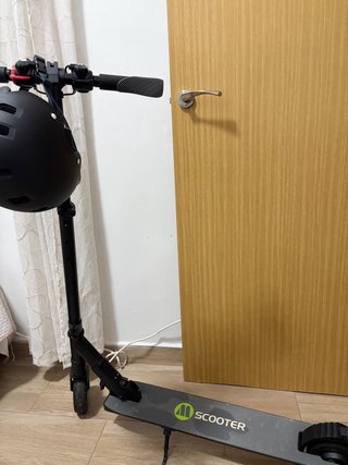 Patinete Eléctrico M Scooter S1 + Cargador y Casco