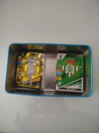 Caja Adrenalyn Chapa + Cromos 2022-23