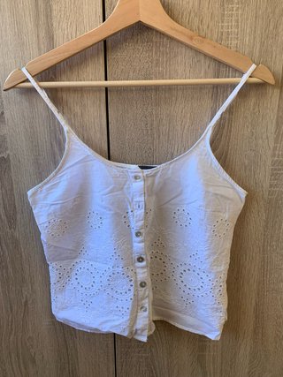 Blusa blanca bordada Talla S