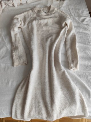 Vestido largo de punto beige/blanco