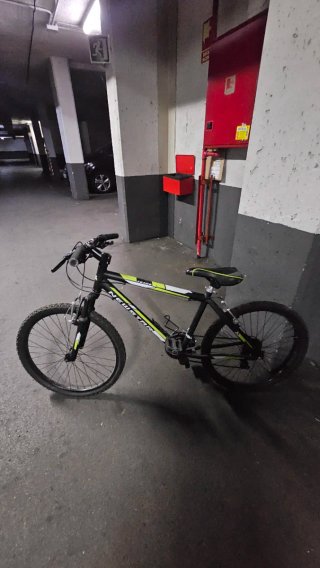 Bicicleta New Star  Negra y Verde