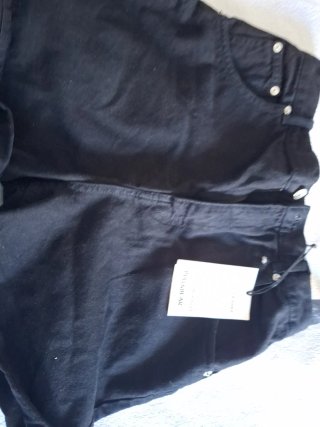 Pantalón negro Pull&Bear