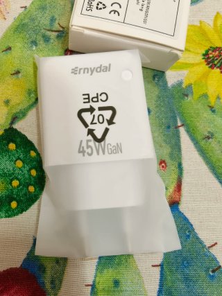 Cargador Rápido Ernydal 45W GaN