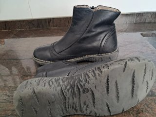 Botines de piel negros