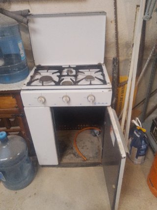 Cocina de gas blanca
