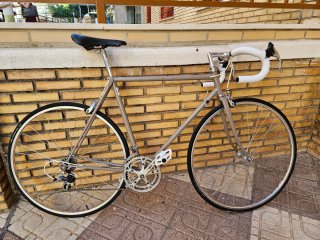 Bicicleta Zeus carretera Talla 56