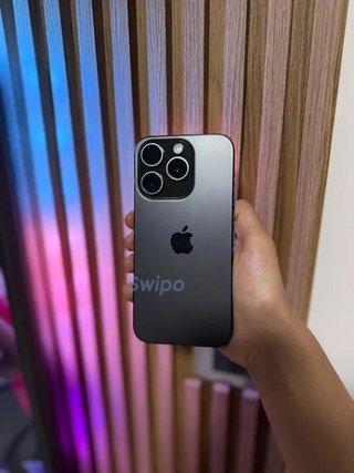 IPHONE 15 PRO 128GB Titanio Negro Batería 87%
