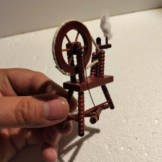 Maqueta de hilandera y plancha