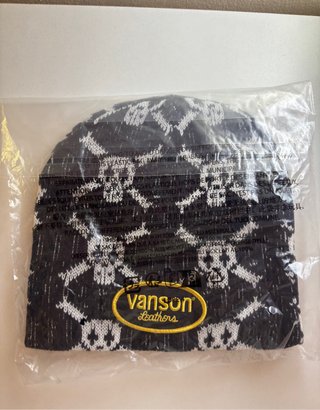 Gorro Supreme- Vanson  leather skull Beanie
