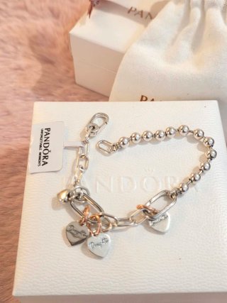 Pulsera Pandora con charms familia