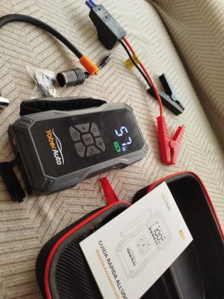Arrancador de Coche y moto  batería litio 7000