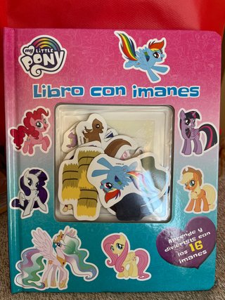 Libro con imanes My Little Pony