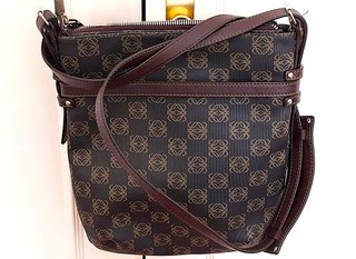 Bolso Loewe Marrón monograma