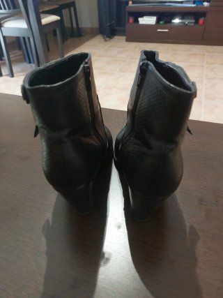 Botines negros de mujer TINO GONZÁLEZ T:39