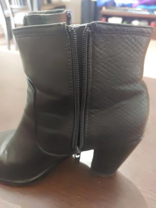 Botines negros de mujer TINO GONZÁLEZ T:39