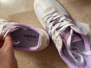 Zapatillas Adidas Samba Blancas y Lilas