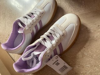 Zapatillas Adidas Samba Blancas y Lilas
