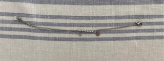Pulsera doble de corazones Miramira