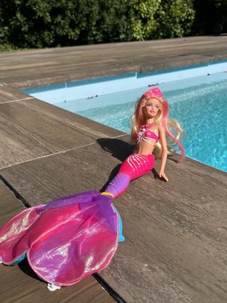 Muñeca Barbie Sirena Oficial