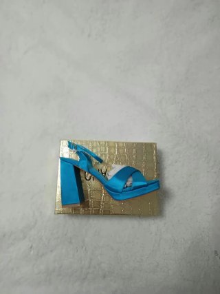 Zapatos de mujer variados