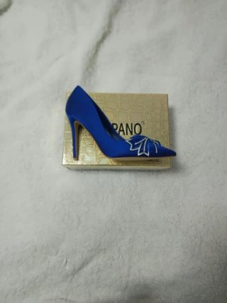 Zapatos de mujer variados