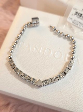 Pulsera Pandora Friends Don't Lie