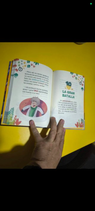 Libro 9 Dani y Evan El Espinosaurio de las Nieves