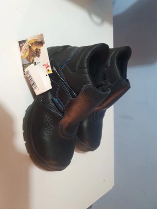 Zapatos de Seguridad Negros Talla 36, nuevos