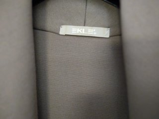 Giacca coprispalle EKLE drappeggiata