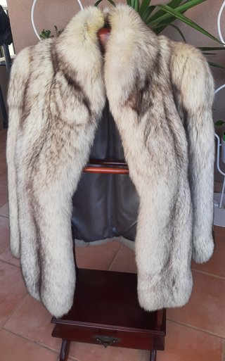 Abrigo de Piel de Zorro Azul