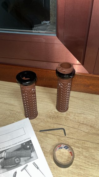 Puños ODI x Vans para Moto Harley Davidson
