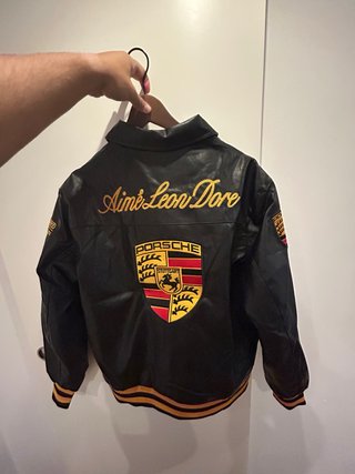 Chaqueta Porsche x Aimé Leon Dore