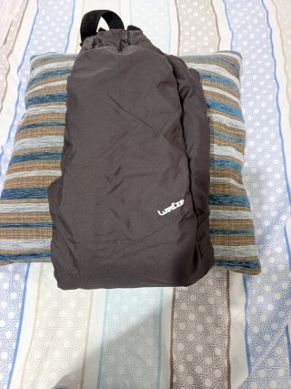 Chaqueta, pantalones nieve niño 6 o 7 años.