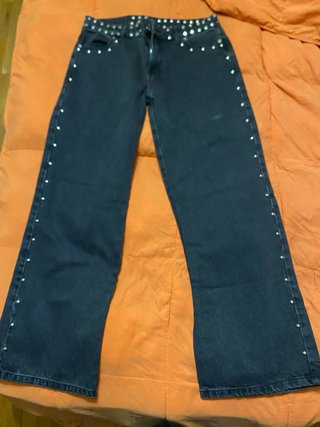 Pantalones Negros con Tachuelas