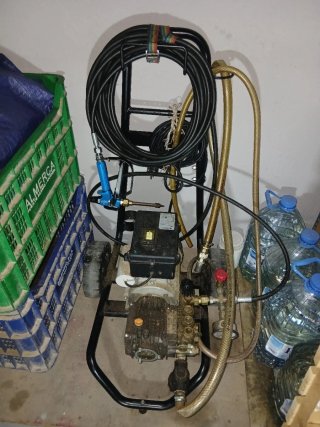 Máquina de Pulverizar e Inyectar protect. químicos