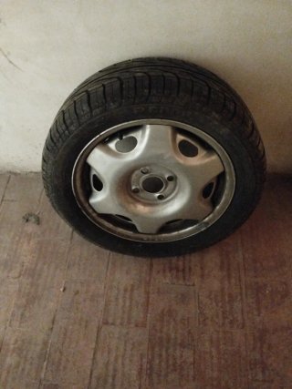 Rueda de Recambio para Coche