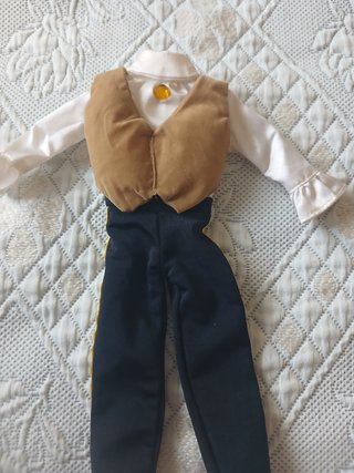 Roupa de Boneco A Bela e o Monstro
