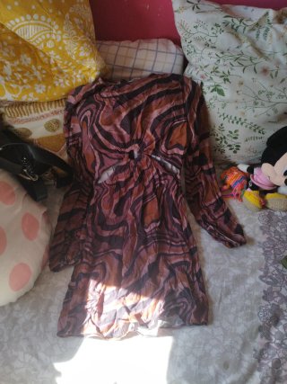 Vestido Estampado con Abertura